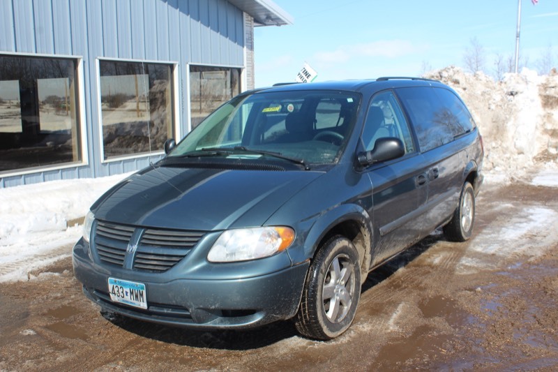 2006 Dodge Grand Caravan Base  SE