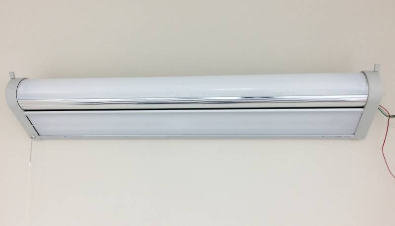 MSRP $1000&nbspHigh Quality HSI Hospital Systems Inc&nbspAurora 48 Patient Room Overbed&nbspLight Fixture - Four Fluorescent Rapid Start Lamps wSeparate Circuits For The Down Light &amp The Up Light - Like New Condition
