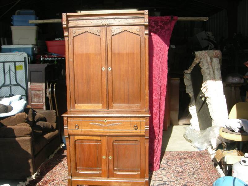 lot 1 image: Victorian Eastlake Cabinet, Bookshelf, Secretary
