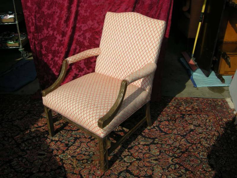 lot 18 image: Vintage Carved Arm Chair