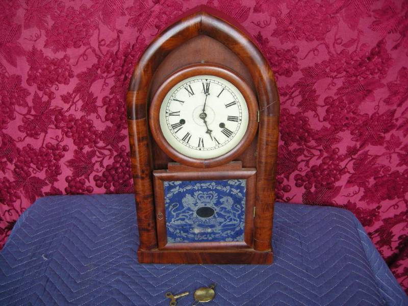 lot 32 image: Antique Cathedral Shelf Clock