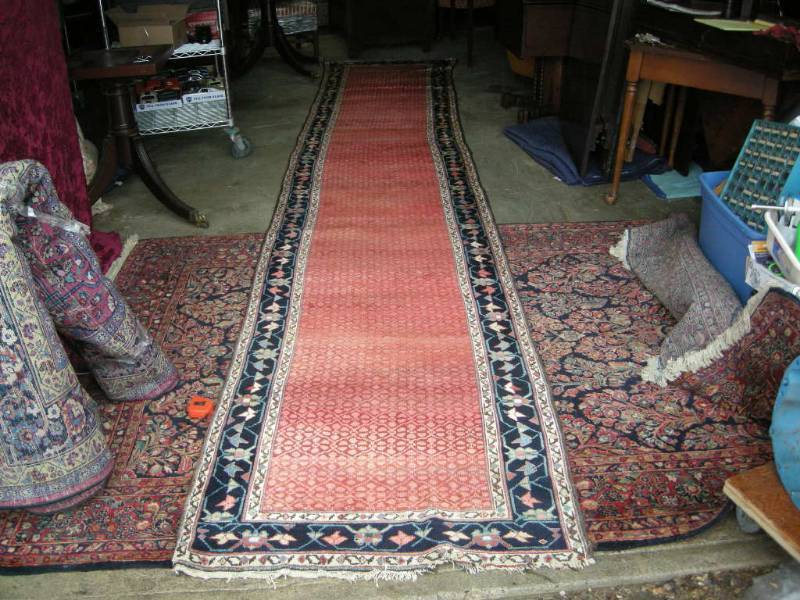 lot 40 image: Antique Sultan Persian Rug - Runner