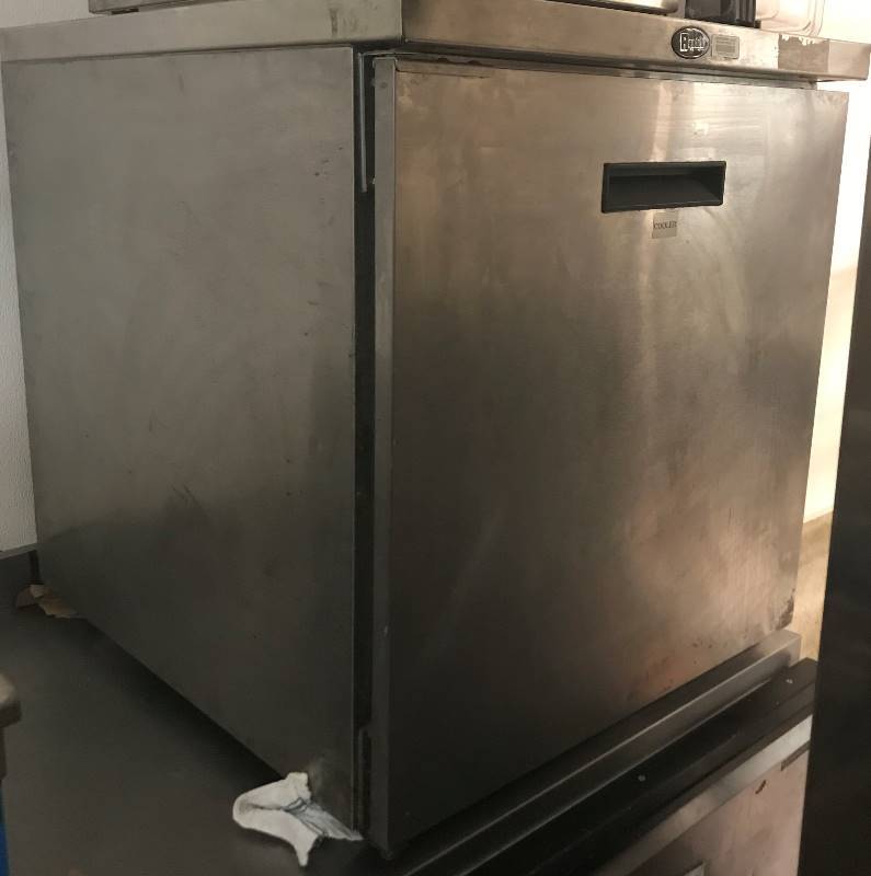 Stainless Steel Single Door undercounter Refrigerator Runs Cools