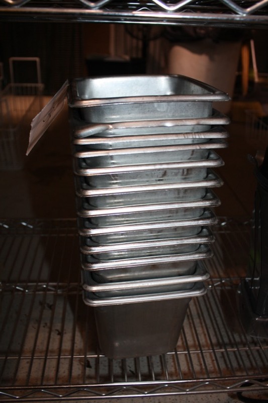 Stainless Pans12- 16Th Pans 6 Deep