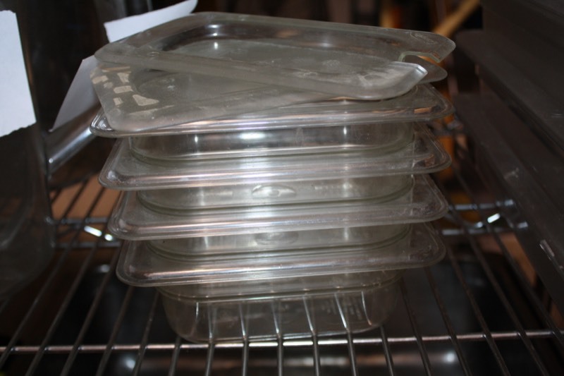 Plastic Containers with 2 lids19th 2.5  deep