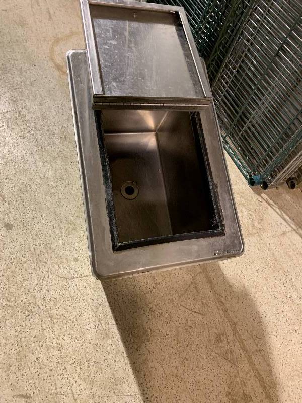 Ice Bin