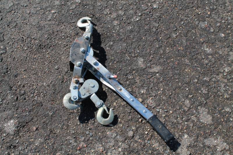 Come Along Cable Puller 8000 LBS Capacity