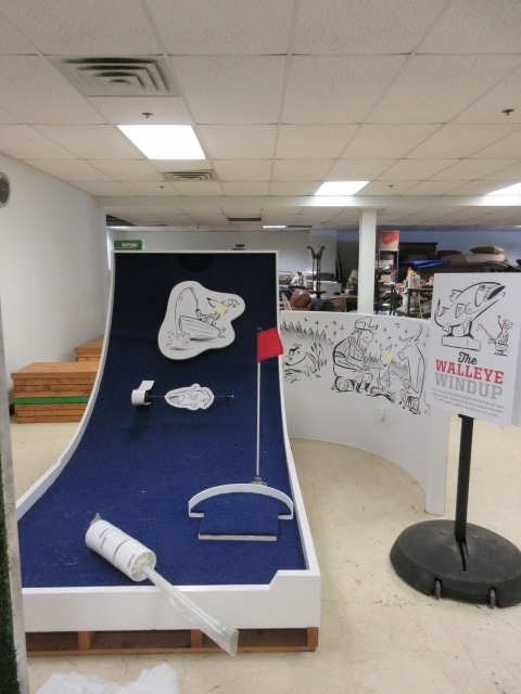 MINI GOLF HOLE