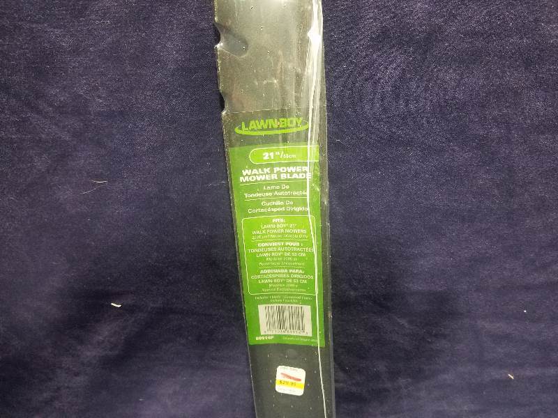 lot 26 image: Lawn Boy 21 Walk Power Mower Blade