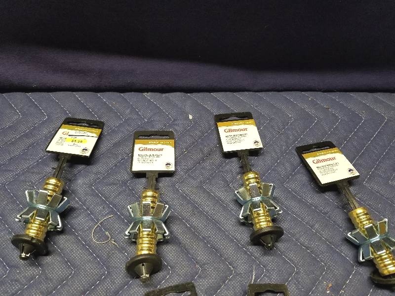 lot 118 image: Gilmore 58 Brass Repair Hose Mender