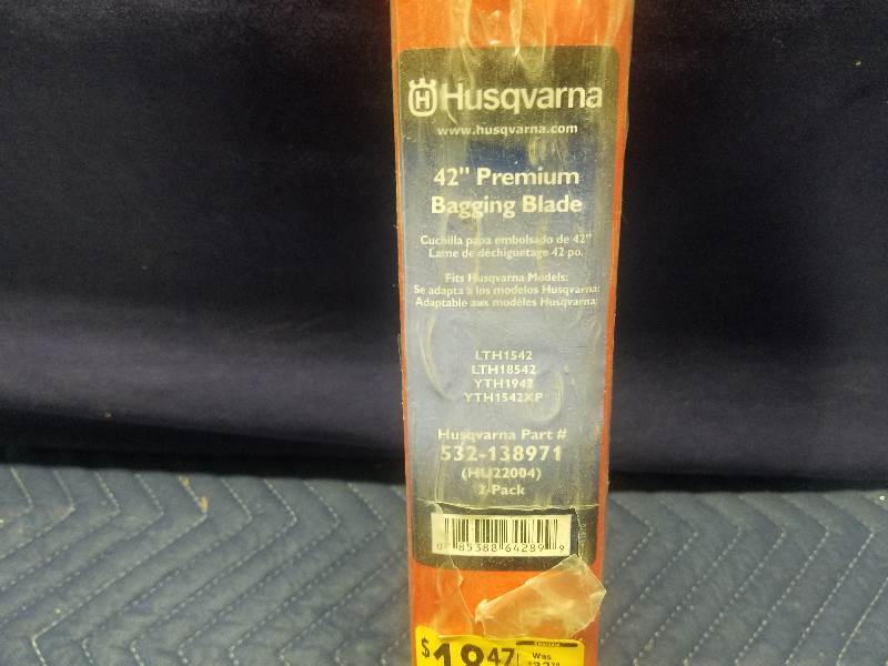 lot 153 image: Husqvarna 42 Premium Blades