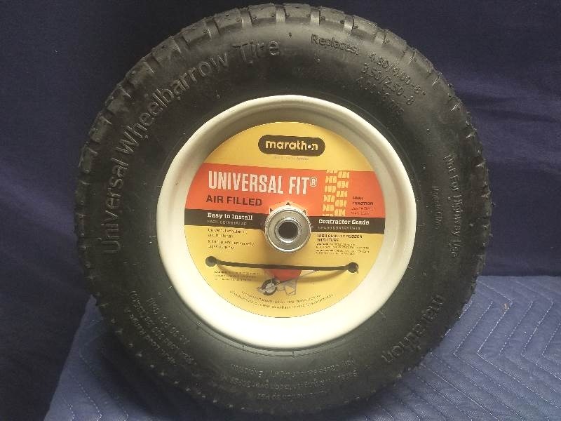 lot 8 image: Wheelbarrow Tires