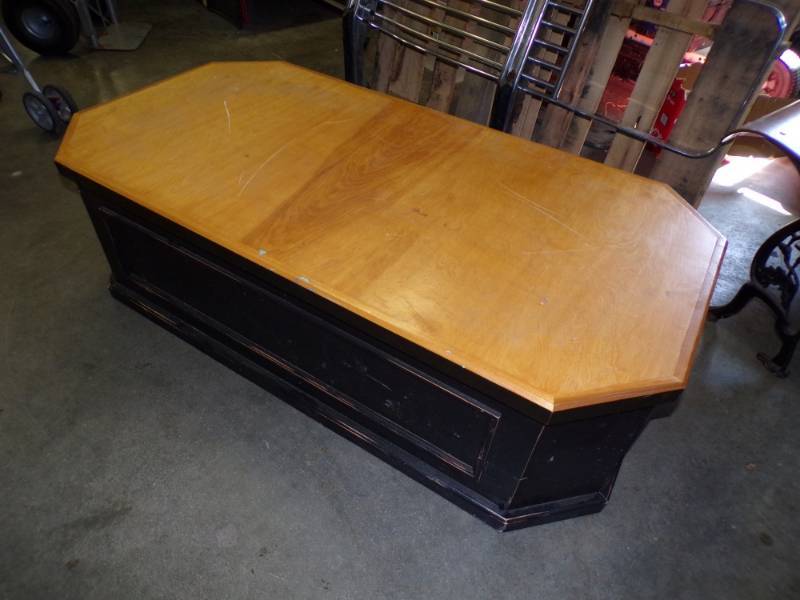 lot 102 image: Chest  Coffee Table