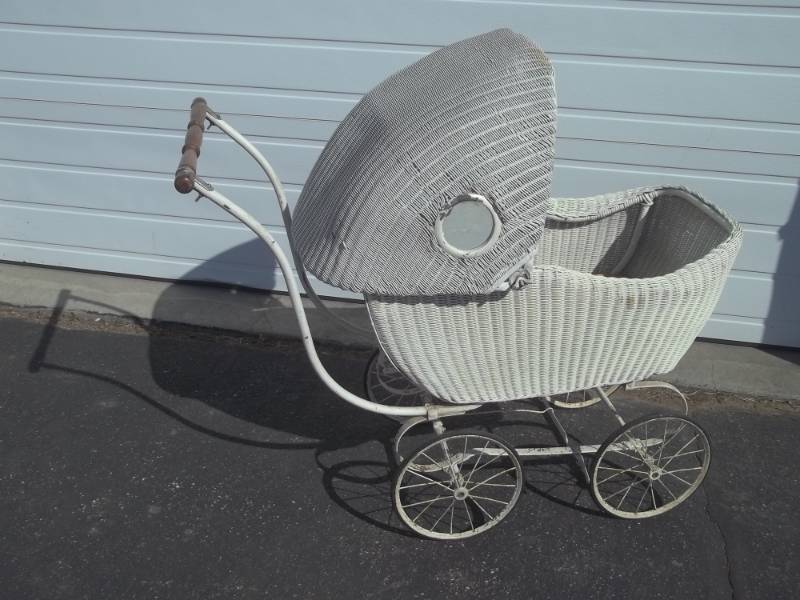 lot 68 image: Antique Wicker Baby Stroller