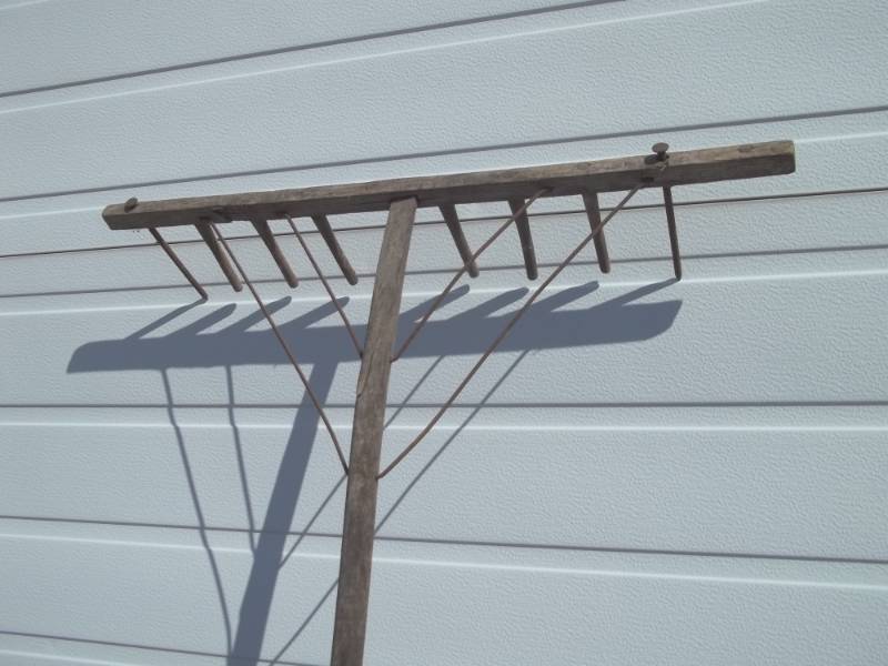 lot 70 image: Vintage Wood Rake