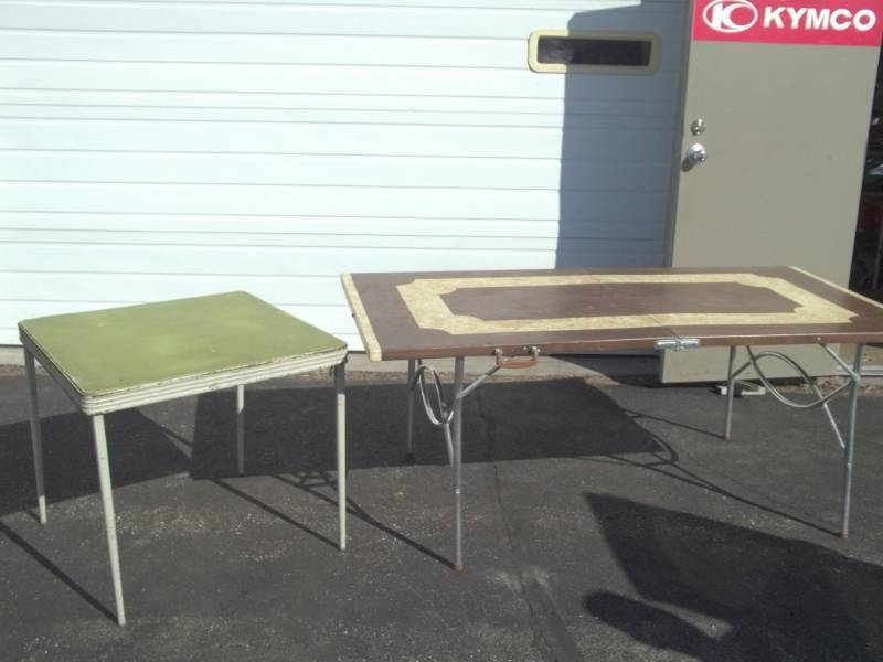 lot 110 image: Fantastic Fold Up Flea market Table Lot