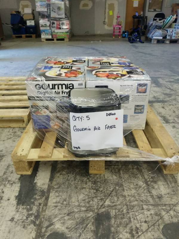 lot 43 image: 5 Gourmia 6 Qt Digital Air Fryer Aero Crisp defective.