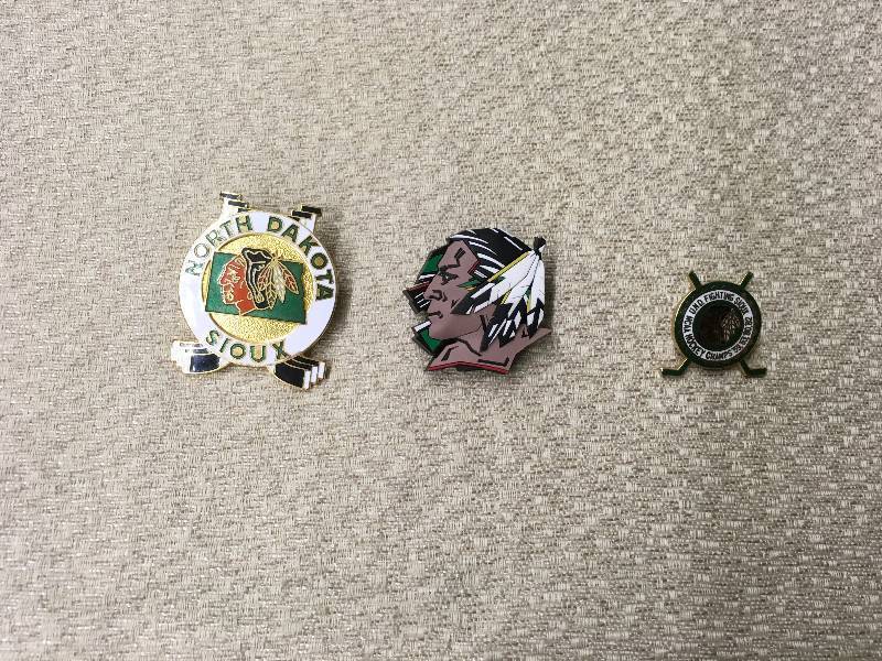 lot 29 image: UND Sioux Pins