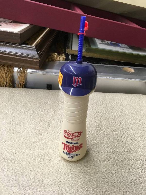 lot 49 image: Minnesota Twins 30 Year Anniversary (1991) Cup