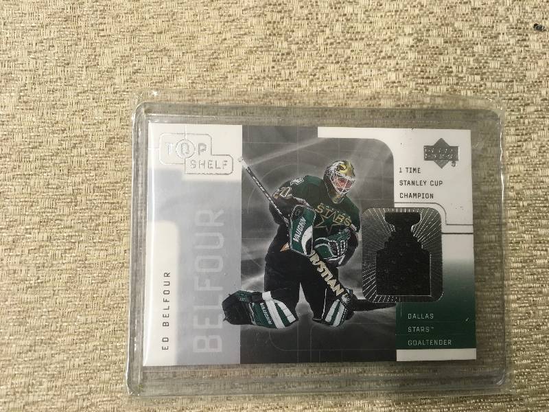lot 92 image: Upper Deck Ed Belfour Game Used Jersey Card