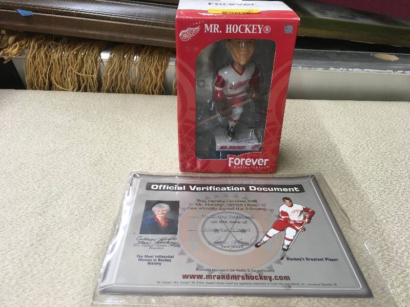 lot 96 image: Autographed Mr. Hockey Gordie Howe Bobblehead