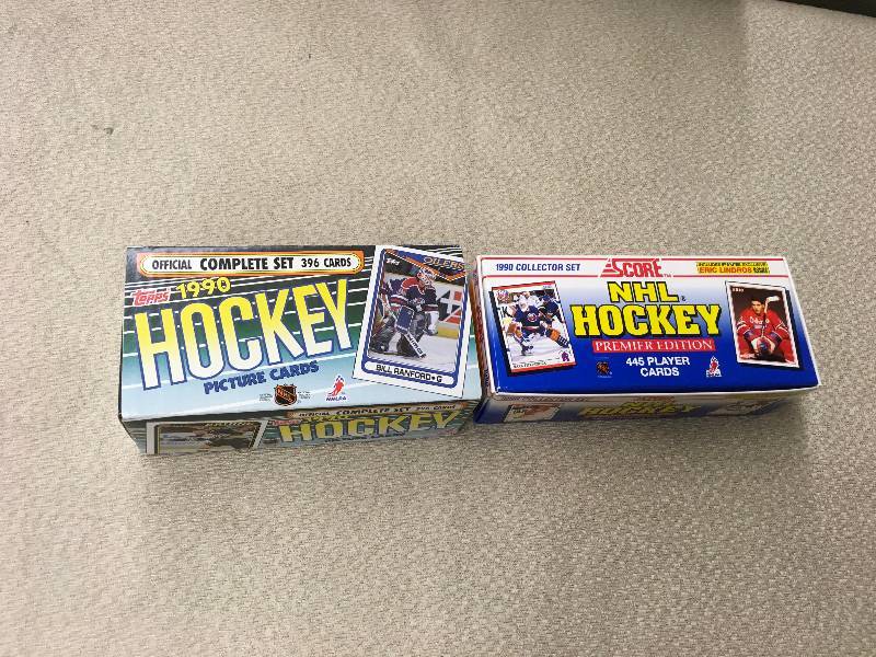 lot 19 image: Topps & Score 1990 NHL Cards Complete Sets