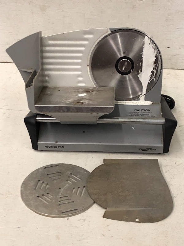 lot 7 image: Counter Top Food Slicer