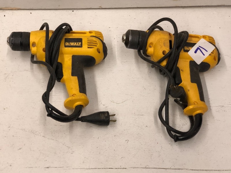 lot 71 image: (2) DeWalt Electric Drills