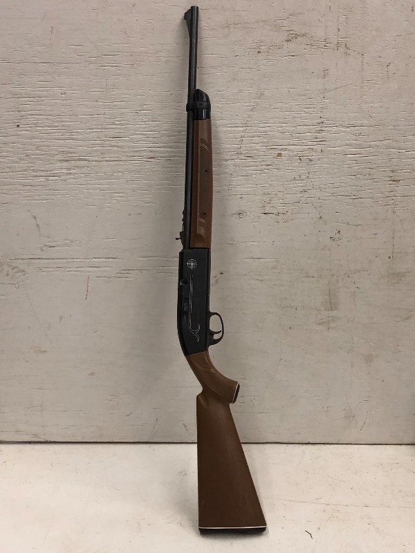 lot 89 image: Crosman BB-Gun