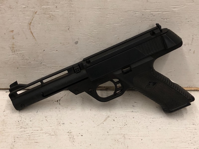 lot 91 image: Copperhead BB  Pellet Pistol