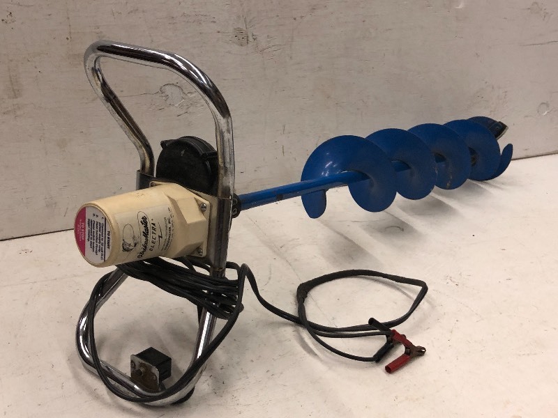 lot 112 image: 12Volt StrokeMaster Ice Auger