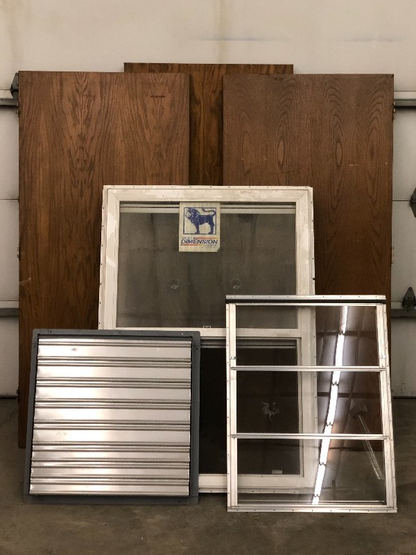 lot 64 image: (1) Vinyl Window, (1) Camper Window, (3) Interior Doors