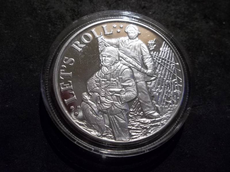 911 Proof Silver Commemorative 1-OZ.   .999 Fine Silver.Let,s Roll.