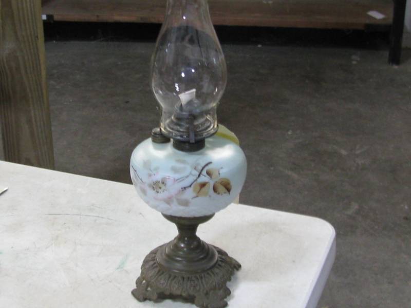 lot 2 image: Victorian Kerosene Lamp