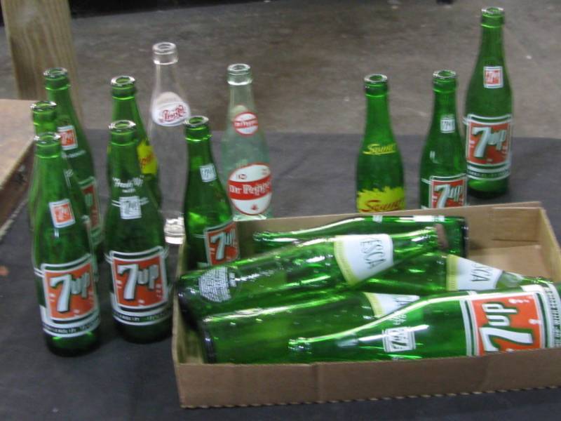 lot 10 image: Soda Bottles