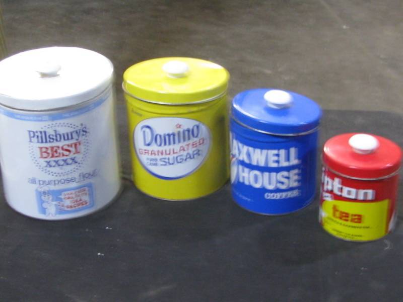 lot 26 image: Canister Set