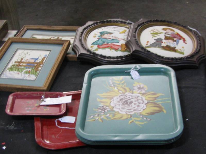 lot 29 image: Metal Snack Trays