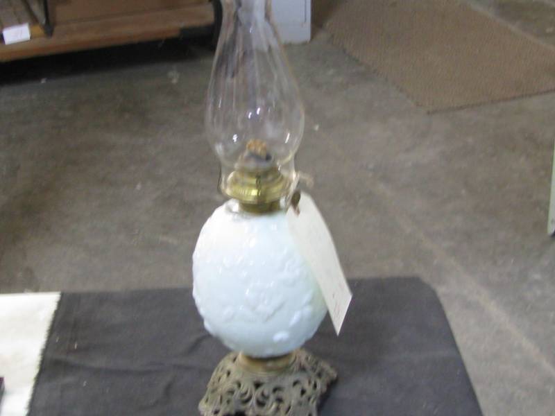 lot 68 image: Kerosene Lamp