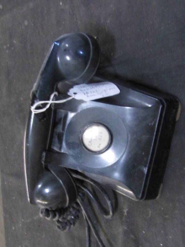 lot 110 image: Bakelite Telephone