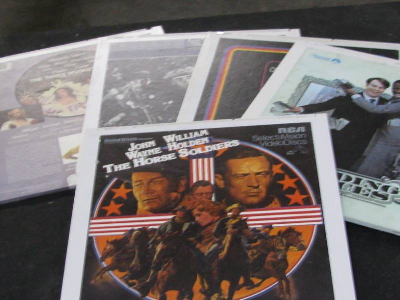 lot 116 image: Selectavision Video Disc Movies