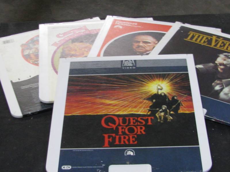 lot 118 image: Selectavision Video Disc Movies