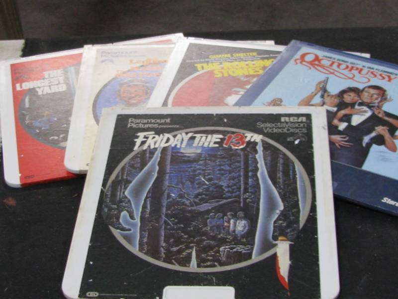 lot 125 image: Selectavision Video Disc Movies