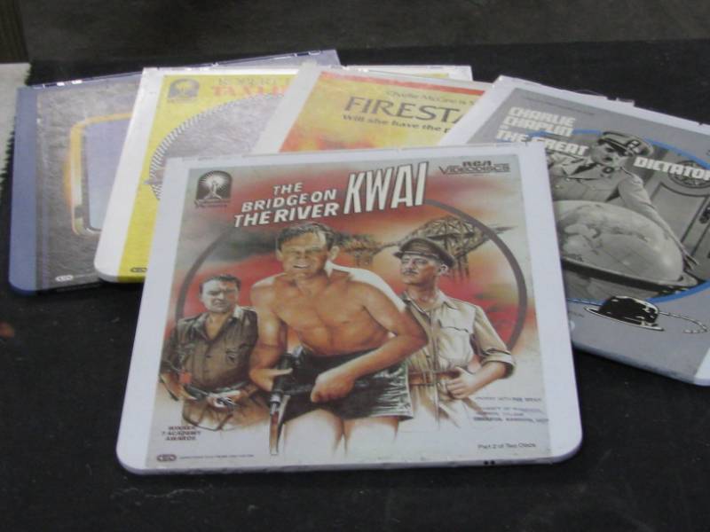 lot 126 image: Selectavision Video Disc Movies