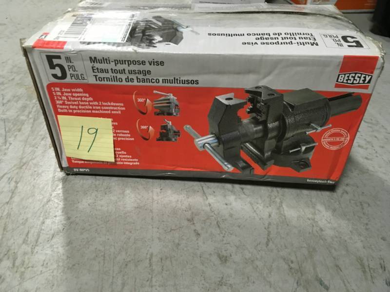 lot 19 image: BESSEY 5 in. Multi-Purpose Rotating Pipe and Bench Vise with Swivel Base in very good condition