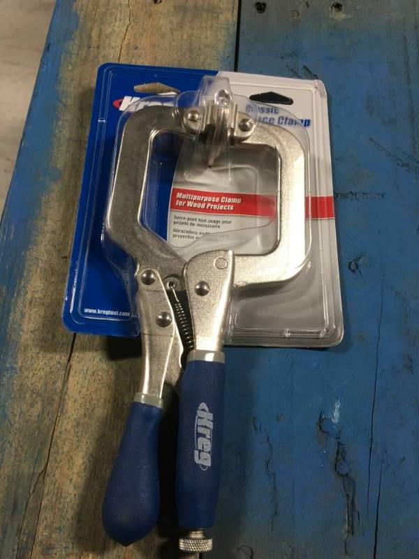 lot 62 image: Kreg 3 in. Premium Face Clamp in very good condition
