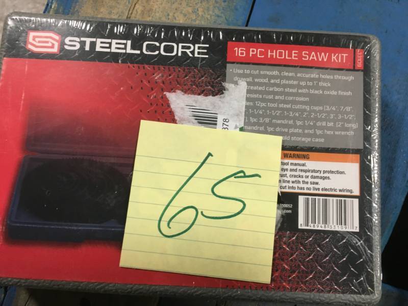 lot 65 image: Steel Core 16-Piece Hole Saw Kit in very good condition