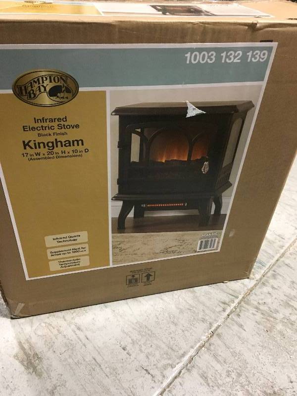 lot 47 image: Hampton Bay Kingham 1,000 sq. ft. Panoramic Infrared Electric Stove in Black with Electronic Thermostat in very good condition