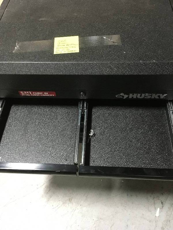 lot 57 image: Husky 26 in. 5-Drawer Top Tool Chest in Textured Black Missing screws on slide bottom drawer keys are in drawer in very good condition