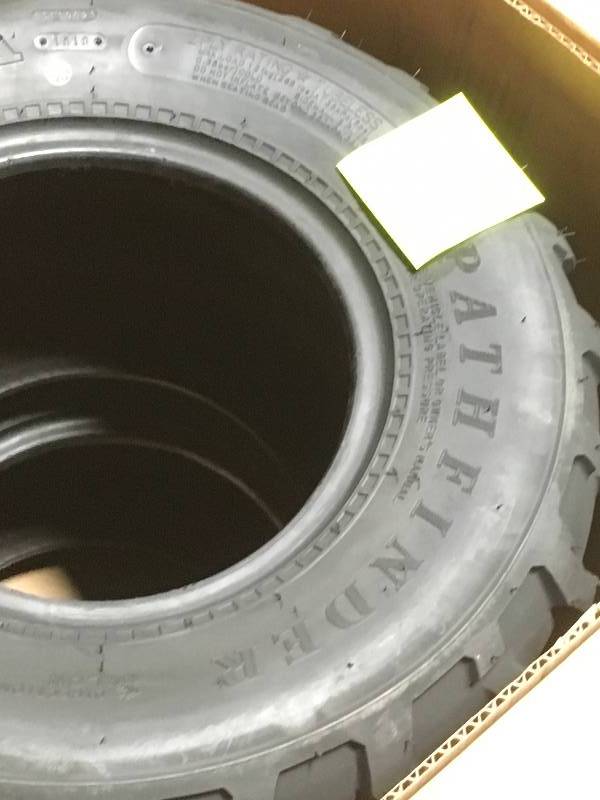 lot 78 image: TIRE AT22x11.00-10 (2 PLY) Kenda Pathfinder in very good condition