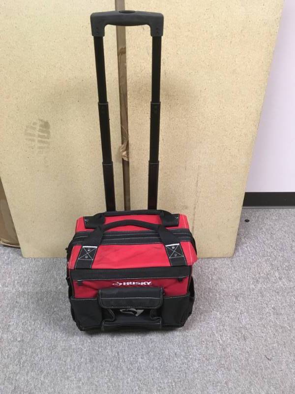 lot 76 image: Husky 14 in. Rolling Tool Tote Bag in very  good condition